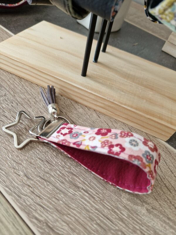 Porte-clé Cuir rose & tissu fleur rose